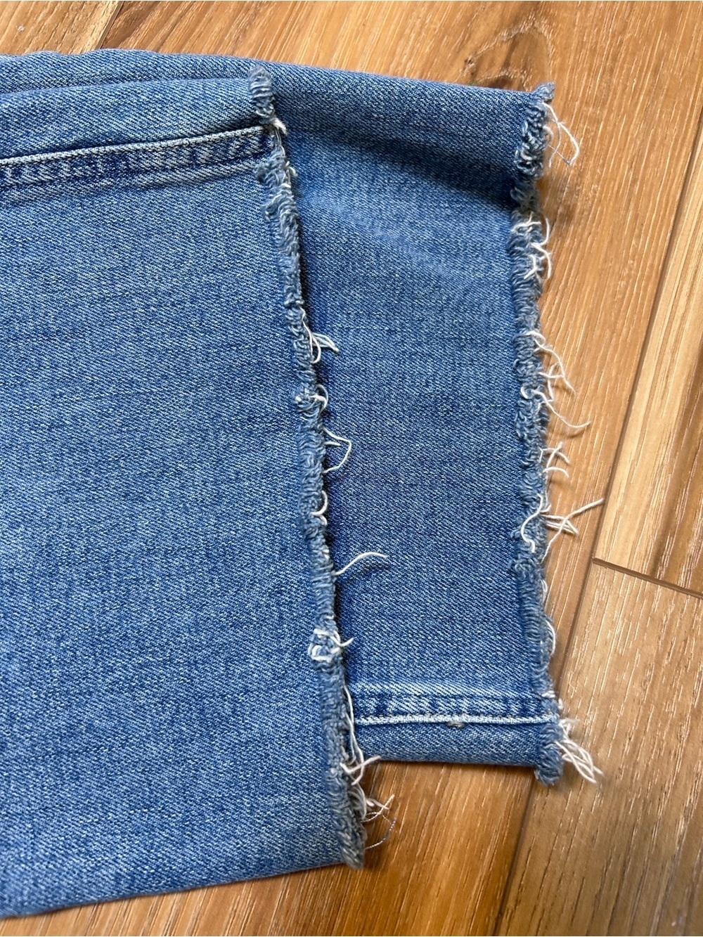 Paige Sasha wide leg jeans blue raw hem size 27 high rise medium wash revolve - Picture 7 of 11
